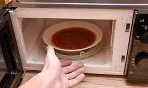 Quốc gia phát minh ra lò vi sóng