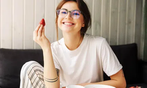 Không phải thuốc bổ nhưng ăn đúng 7 thực phẩm này giúp giảm nguy cơ ung thư "từ gốc"