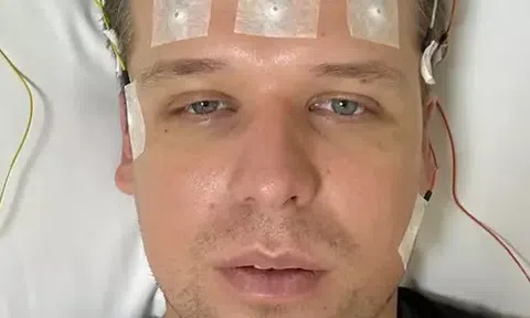 Từ năm 2023 đến nay, có 1 người đàn ông không hề ngủ