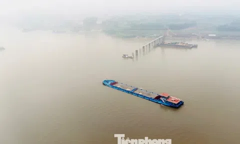 Cận cảnh công trường cầu Vân Phúc hơn 3.400 tỷ đồng vượt sông Hồng