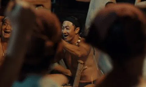 Khán giả ngỡ ngàng vì diện mạo khác lạ của NSND Trọng Trinh ở tuổi 69