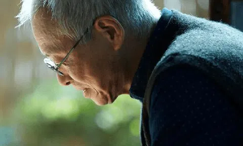 U60, có lương hưu 17 triệu đồng/tháng, 8 năm sau tôi gánh nợ chồng chất vì đi sai 1 bước: Không biết tính toán, đời khó an nhàn