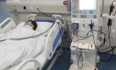 24 tuổi "nhận án" suy thận giai đoạn cuối, cô gái bật khóc: “Ra trường chưa kịp đi làm đã phải chạy thận, giá như tôi để ý sớm hơn các dấu hiệu…”