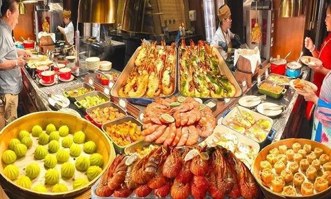 Tích cóp 10 năm mở nhà hàng, vừa đông khách thì chủ nhà đòi tăng giá thuê mặt bằng gấp 4 lần: Tôi lập tức dọn đi, nửa năm sau ai nấy sững sờ