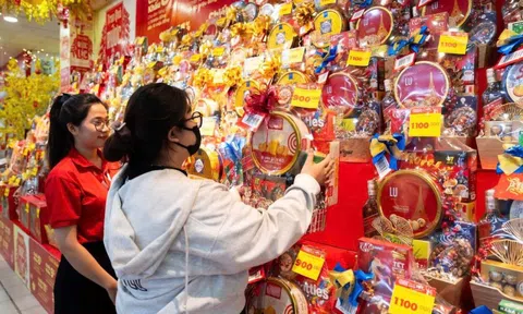 Thị trường giỏ quà Tết khởi động sớm, phân khúc bình dân được ưa chuộng