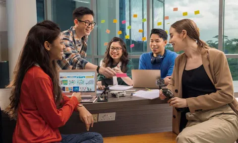 Cho con học đại học quốc tế tại Việt Nam hay đi du học Singapore?