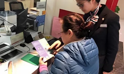 Gửi tiết kiệm 94 tỷ để dưỡng già, lúc cần tiền chữa bệnh thì tài khoản chỉ còn hơn 10 triệu: Cú sốc của người phụ nữ tuổi ngoài 60