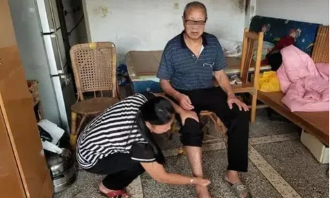 6 năm làm giúp việc cho ông cụ 65 tuổi, cô gái chỉ nhận được hộp gấm nhỏ: Sự thật bên trong gây sững sờ