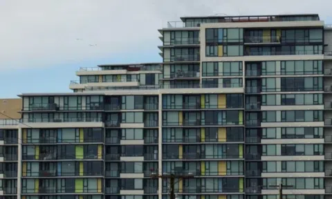 Vợ đứng tên sở hữu 95% căn nhà để “né” thuế cho chồng ngoại quốc, cơ quan chức năng điều tra, phát hiện chồng góp đến 40% tiền mua liền truy thu thêm 1,8 tỷ đồng