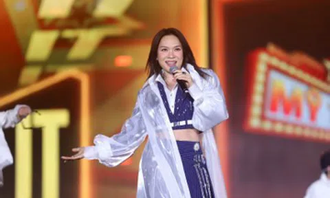 Mỹ Tâm, Hương Tràm bùng cháy trong concert 50.000 khán giả tại Quảng Ninh