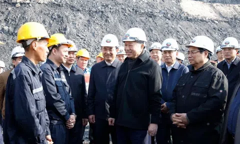 Tổng Bí thư, Thủ tướng thăm DN khai thác gần 3 triệu tấn "vàng đen" của VN, có doanh thu 5.200 tỷ đồng
