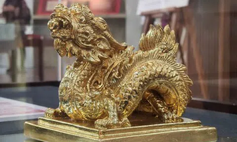 Chiêm ngưỡng loạt ấn vàng 200 tuổi