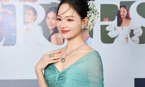 Lan Phương tiết lộ cảnh nóng với Bình An, tiếc vì không đóng cặp cùng Hồng Đăng