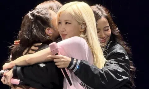 Rộ đồn đoán Blackpink sắp tan rã