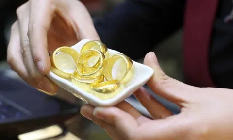 Người phụ nữ SN 1984 tới tiệm vàng giao dịch, phát hiện mất 3 nhẫn vàng trị giá 150 triệu đồng: công an vào cuộc truy tìm