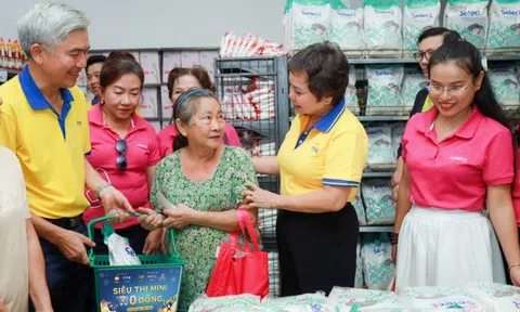 Siêu thị mini 0 đồng 2026: PNJ lan tỏa Tết yêu thương đến 15.000 bà con