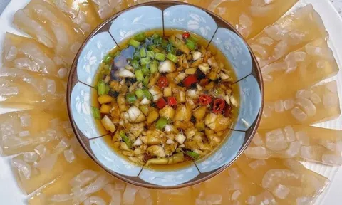 Da lợn một lần nữa trở thành tâm điểm chú ý? Chuyên gia cảnh báo: Hãy nhớ 3 lưu ý quan trọng khi ăn để tăng collagen, bôi trơn khớp