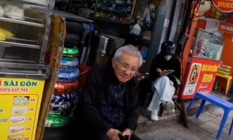 Phỏng vấn dạo 1 ông cụ sửa xe lớn tuổi ở Hà Nội, nam thanh niên sốc nặng vì học vấn QUÁ KHỦNG của ông!
