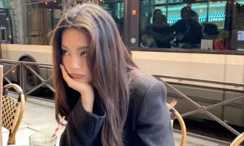 Sếp hỏi “Năm nay em có hài lòng với mức thưởng không?”, nữ nhân viên EQ cao đáp một câu khiến sếp đỏ mặt cho ngay vào danh sách tăng lương năm sau