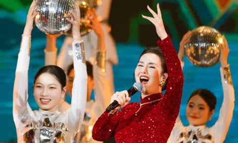 Tùng Dương, Võ Hạ Trâm sâu lắng và bùng nổ ở 'Xuân quê hương' 2026