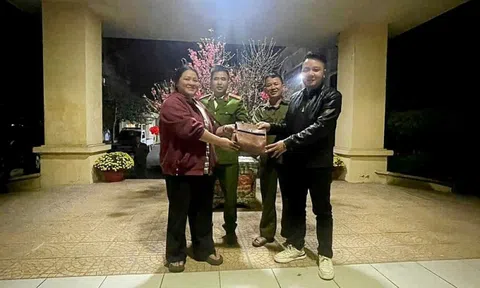 Phát hiện cả cọc tiền 80 triệu đồng, 1 nhẫn vàng, 3 lắc tay: Công an xã dùng biện pháp nghiệp vụ vào cuộc