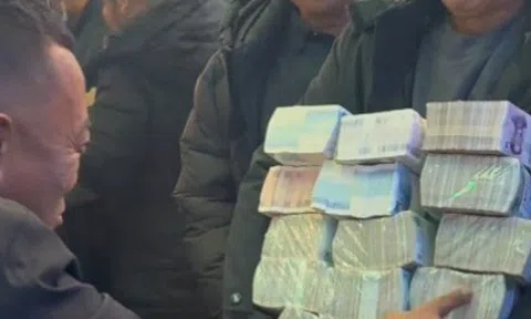 Phát hiện một công ty thưởng Tết nhân viên tới 7 tỷ đồng/người