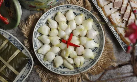Tết vẫn vui, mâm cỗ vẫn đủ vị: Vì sao dưa hành - món bị đồn “dễ gây ung thư” - thực ra không đáng sợ như nhiều người nghĩ?