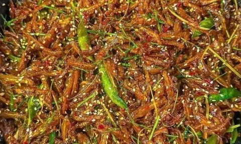 Sau Tết, 1 loại thực phẩm quen thuộc dễ khiến không gian bếp trở nên nặng nề nếu dùng sai cách