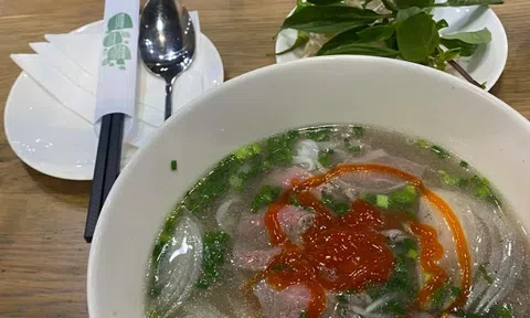 Lùm xùm vụ tô phở 346.000 đồng ở sân bay, Cảng hàng không Cam Ranh nói gì?