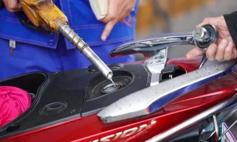 'Sóng' ở cổ phiếu dầu khí