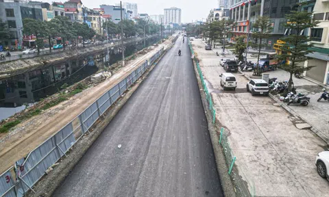 Diện mạo mới của đoạn đường từng chi chít ‘ổ voi, ổ gà’ ở Hà Nội