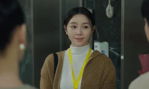 'Bước chân vào đời' tập 4: Thương bất ngờ chạm mặt mẹ Quân ở bệnh viện