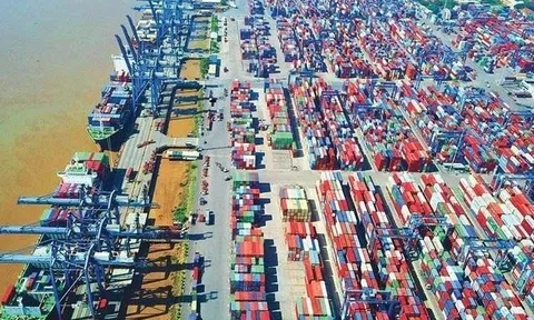 Chiến sự Trung Đông: Áp lực trực tiếp và lớn nhất với kinh tế Việt Nam là gì?