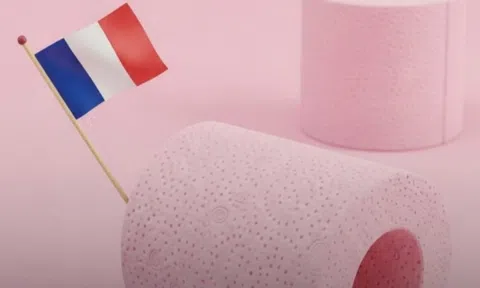 Tại sao giấy vệ sinh ở Pháp lại có màu hồng?