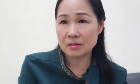 Nước mắt tuổi 64 của NSND Thúy Mùi