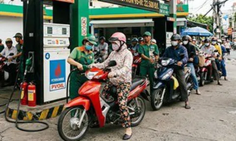 Huế chỉ đạo ‘nóng’ nhằm ngăn chặn tình trạng cây xăng bán 'cầm chừng'
