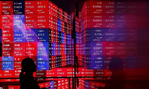 Chứng khoán toàn cầu rơi thẳng đứng, Hàn Quốc phải ngắt giao dịch