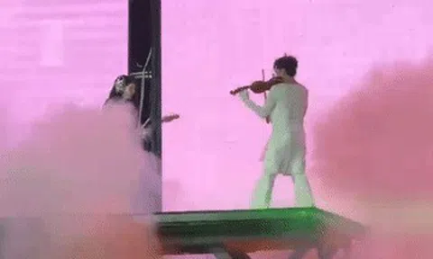 Negav nhảy điêu luyện, ‘Em xinh’ cao 1,76m song tấu bốc lửa với buitruonglinh