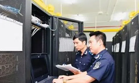 Cục Hải quan nói gì về tình trạng nghẽn mạng, chậm truyền tờ khai?