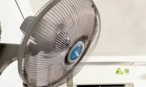Cảnh báo đặc biệt tới những gia đình để quạt lâu không dùng