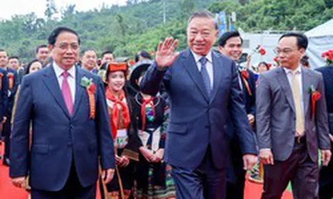 Đúng 8h sáng nay, Việt Nam thiết lập một kỷ lục ý nghĩa với 30.000 tỷ đồng, cả nước đồng loạt khởi công