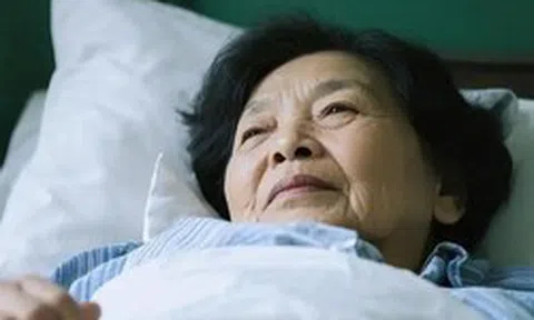 1,7 triệu đồng/tháng ở quê vẫn sống thoải mái, 10 triệu ở thành phố vẫn hết sạch: Câu chuyện 2 người mẹ khiến tôi hiểu lại bài toán tiền hưu trí