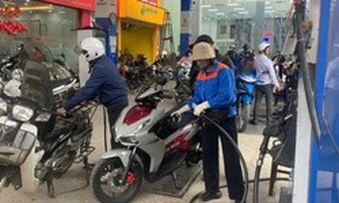 Liên tiếp chi mạnh quỹ Bình ổn giá xăng dầu, số dư còn bao nhiêu?