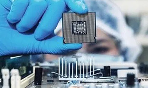 Gặp 'ông lớn' hàng không vũ trụ TOP 12 thế giới, Phó Thủ tướng đề nghị hỗ trợ đào tạo 50.000 kỹ sư bán dẫn tại Việt Nam