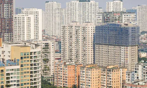 Lãi suất tăng, doanh nghiệp địa ốc tung ưu đãi 'hút' khách