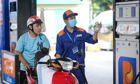 Bộ Tài chính đề xuất giảm thuế nhập khẩu xăng dầu, giúp doanh nghiệp chủ động nguồn hàng