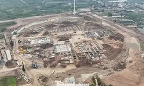 Sân vận động 60.000 chỗ ngồi, đủ tiêu chuẩn tổ chức World Cup dần thành hình