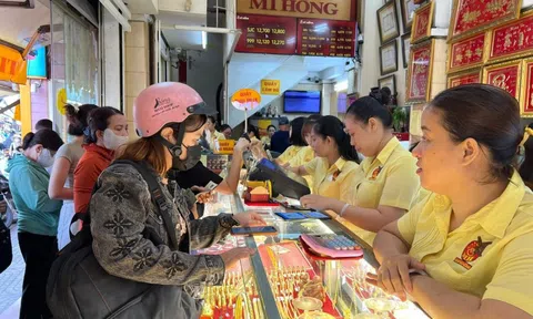 Dòng tiền đang 'chảy' mạnh vào ngân hàng