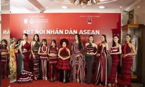 Việt Hùng cùng dàn người đẹp đưa văn hóa Việt ra thế giới