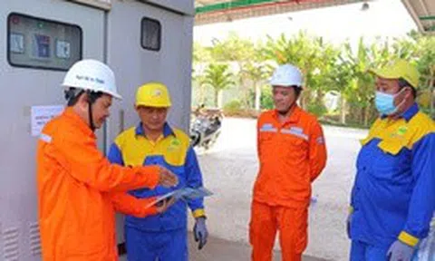 Nắng nóng tiếp tục gia tăng: EVNSPC cảnh báo hoá đơn tiền điện tăng cao